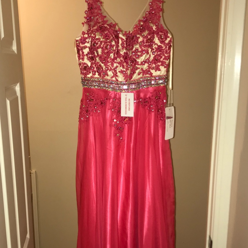 Formal gown- New with tags